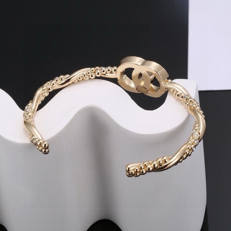 Ch**el bracelets